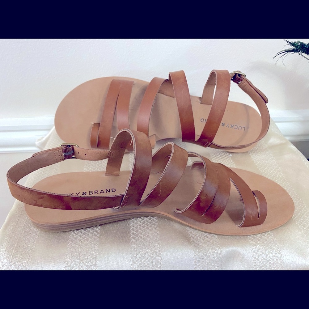 NWOT Lucky brand leather sandals